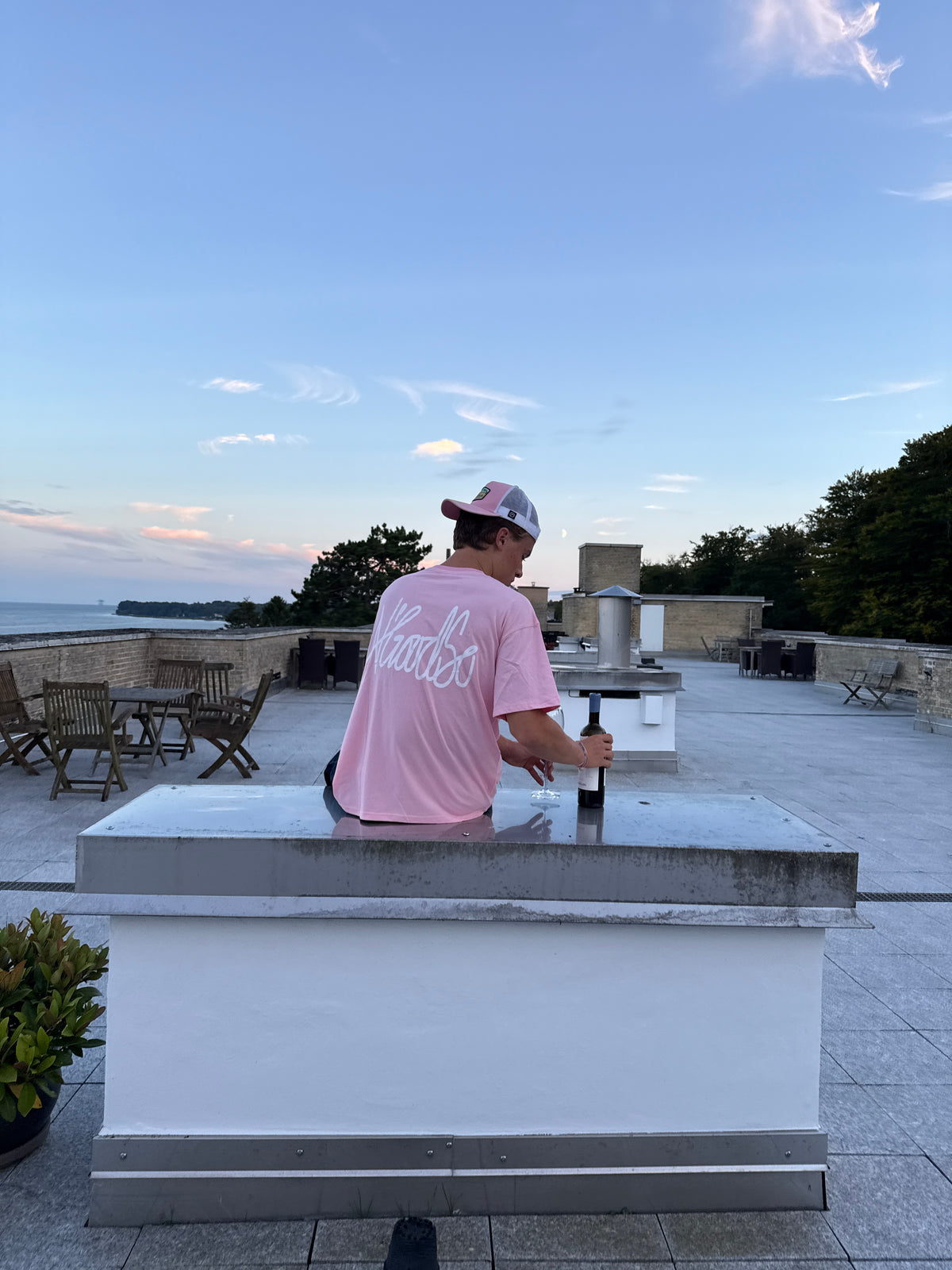 Pink graffiti t-shirt