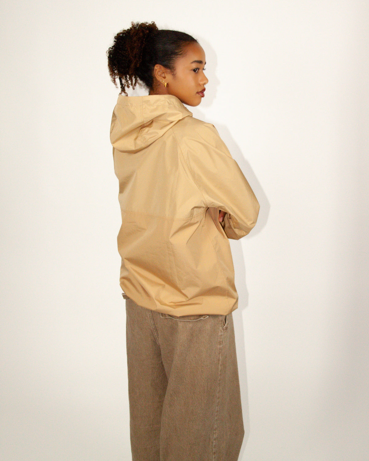 STRIBET VINDJAKKE BEIGE