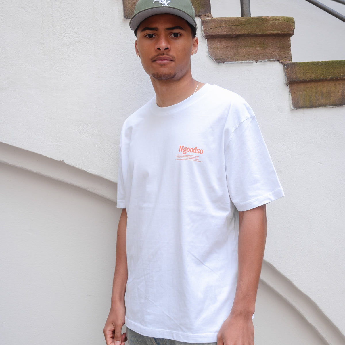 ORANGE PRINT T-SHIRT HVID