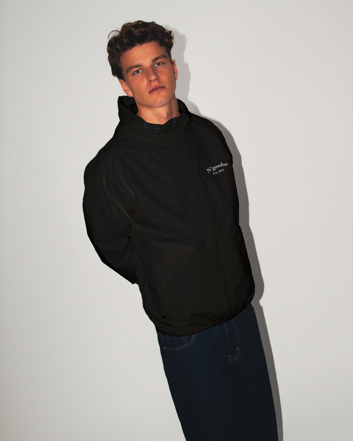 BLACK WINDBREAKER
